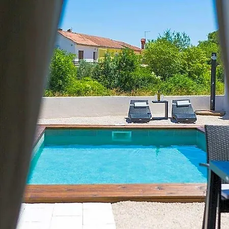 Imperia 1 Comfortable 2* Krk Town